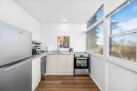 Iconic Modern Stay w Free Parking - Chambres d’hôtes Spokane