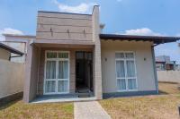 Green Retreat 2 Bedroom Hideout - B&B Polgasowita