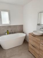 Chambre avec coin repas & fitness - B&B