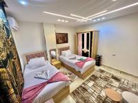 Camera Tripla Standard