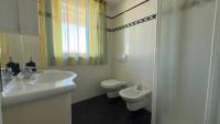 Appartamento con 2 Camere da Letto e Balcone
