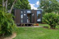 Chain of Ponds Cottage by Tiny Away - B&B Tamaree