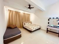 JBMedini 7pax 2R near legoland Gleneagles Hospital - B&B Iskandar Puteri