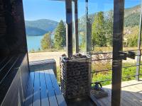 Lakeforest Dedinky Wellness Chata privát jacuzzi aj sauna, výhľad na jazero - Chambres d'hôtes Dedinky