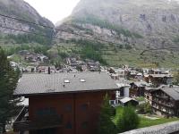 House St-George Studio Alpine with terrace and view on village - B&B