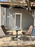 Rosemary room - Ferienwohnung Páno Kefalás