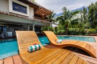 Villa Iti - 3BR Oceanfront Villa w Beautiful Pool - Chambres d'hôtes Maharepa