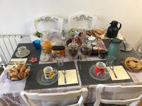 AUX BOIS de CERF chambre d'hôtes dans notre maison - B&B Thuellin