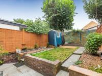 OnSiteStays - 3 Bedroom house near Tottenham Hale - B&B
