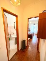 Apartment mit Balkon