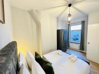 LakeDistrict Sweetness by Sleepy - B&B