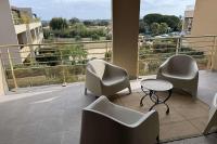 Spacious T3 with terrace in Hyères - Bed and Breakfast Hyères