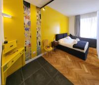 Doppel-/Zweibettzimmer mit Stadtblick