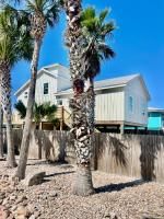Famous Port A Pelican House Stunning NEW construction Walk to Marina & Bars - B&B