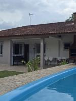 casa perto da praia, clima bom para descansar. - B&B Itanhaém