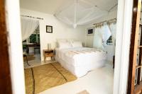 Namawa Honeymoon Cottage - B&B Savusavu