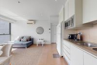 Cloud 17 Retreat - Meriton Soleil Private Apt 1B - B&B Brisbane