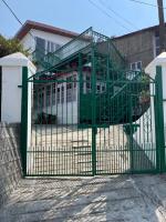 Moonwind, two bedroom apartment with sitting room and Kitchenette - Bed and Breakfast