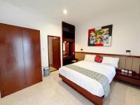 Double Room with Pool View