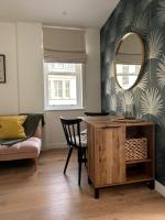 Contemporary Pied à Terre in the Heart of Bath - Chambres d'hôtes Bath