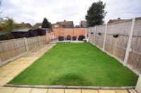 Bright and Cosy Studio Apartment by Jesswood Properties Short Lets With Free Parking Near M1 & Luton Airport - Chambres d'hôtes Luton