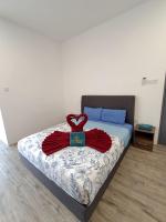 Pakboy Podium 3 bed room - Ferienwohnung Kuching