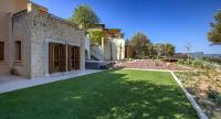 Beautiful, Modern villa IZ01 with Private Garden and Hot Tub on Aphrodite Hills - Ferienwohnung Kouklia