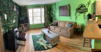 Jurassic Dino Suite Jiminy-Must See Sleeps 4 - B&B