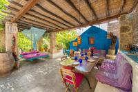 TheDreamHouse ChlorineFree Heated pool Artvillage - Bed and Breakfast Koskinoù