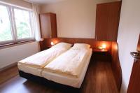 Deluxe Two-Bedroom Apartment with Garden View