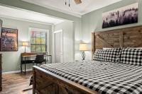 Privacy Fire Pit Game Room Hot Tub WiFi - B&B Sevierville