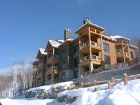 Luxurious Equinoxe Ski-in/Ski-out - B&B