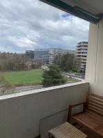Beautiful 1-Bed Apartment near Palexpo, UN Agencies & Diplomatic Missions - B&B