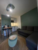 Studio charmant proche tram et bus - B&B Cenon