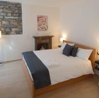 CASA LUINI - new, welcoming and modern apartment in the historic centre of Como, with 2 bedrooms and 1 complete bathroom and a fully equipped kitchen - Chambres d'hôtes Côme