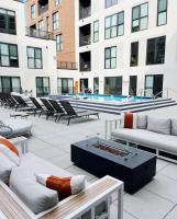 OTR King Bed Free On Site Parking Gym Pool Club Room - Chambres d’hôtes Cincinnati