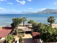 Casa sul mare Lalu a 20 kl da Palermo tre camere 9 posti - B&B