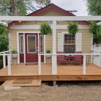 Van Gogh Get HIGH Tiny Home - B&B