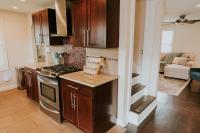 Derby Stay! Fenced Yard, Fire Pit & King Suite - B&B