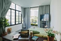 Chambre Lit Queen-Size avec Balcon