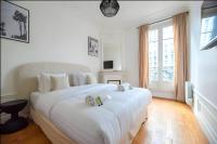 TBS 319 - Superb apartment with Eiffel Tower view - B&B