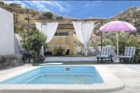 Alojamiento Rural Casa Águila con piscina privada para 6 personas - Bed and Breakfast Los Valverde