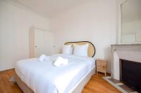 TBS 323 - Superb apartment with Eiffel Tower view - B&B Parigi