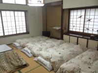 Vierpersoonskamer in Japanse Stijl met Gedeelde Badkamer