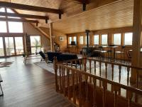 Charming barn loft - all amenities on 60 acre farm in the White Mountains of NH - B&B