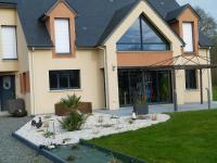 chambre proche circuit - Bed and Breakfast Fillé