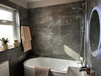 Urban Chic- Stylish Flat in the Heart of St Albans - Chambres d’hôtes St Albans