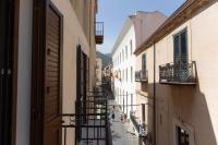 Ruggero 156 Apartments - B&B Cefalù