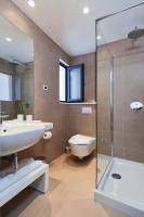  Apartamento de un dormitorio con vistas parciales al mar - planta baja 