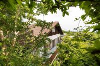 プライベート天然温泉 - 広々清潔 - 素敵な非日常! Private Hot Spring - Spotless Modern Japanese - B&B Itō